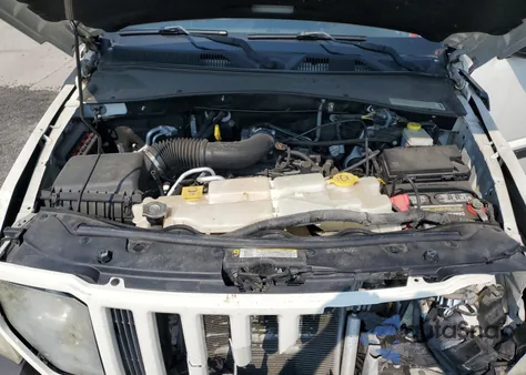 2010 Jeep Liberty Renegade from USA, damaged, VIN 1J4PN3GK9AW150870